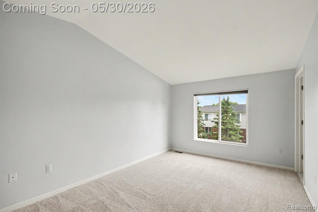 776 PAINT CREEK Drive, Troy, MI 48085 — Photo 18