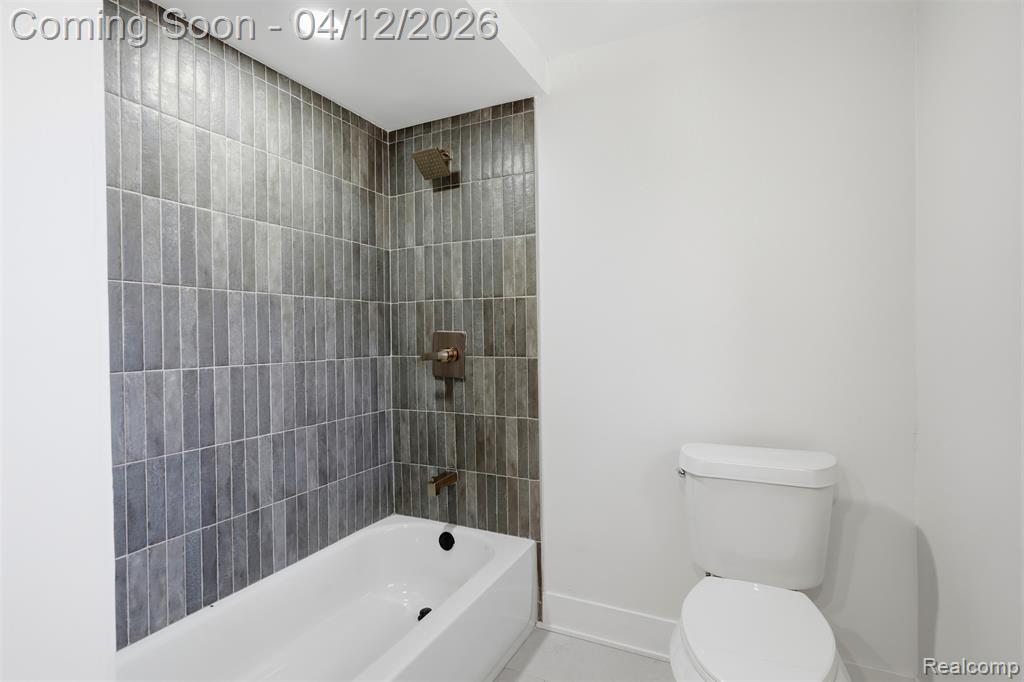 18878 Sunbright Avenue, Lathrup Village, MI 48076 — Photo 18