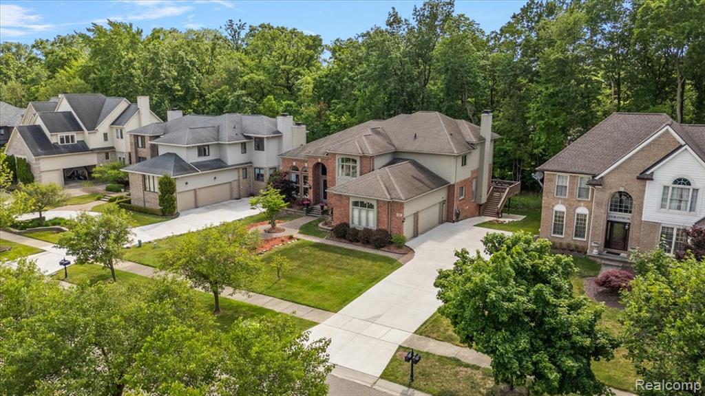 6280 Branford Drive, West Bloomfield, MI — Photo 3