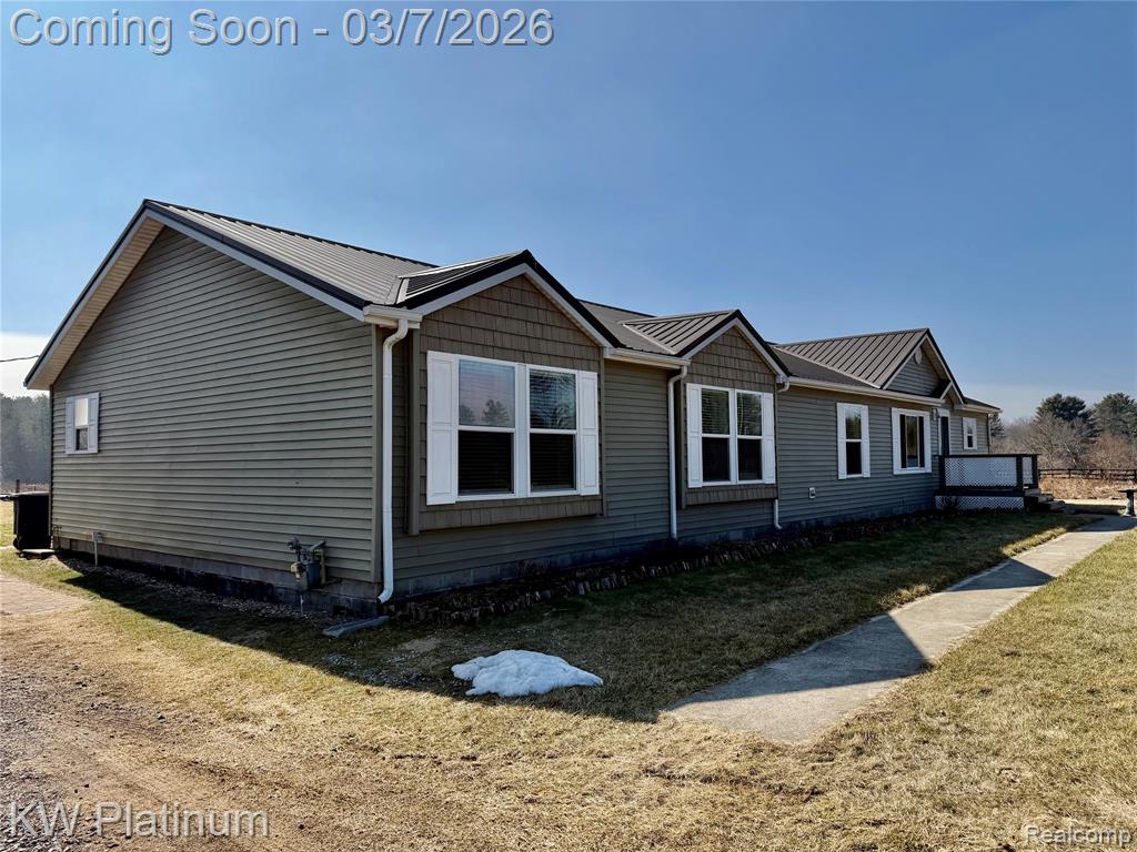 6801 Lapeer Road, Kimball, MI — Photo 42