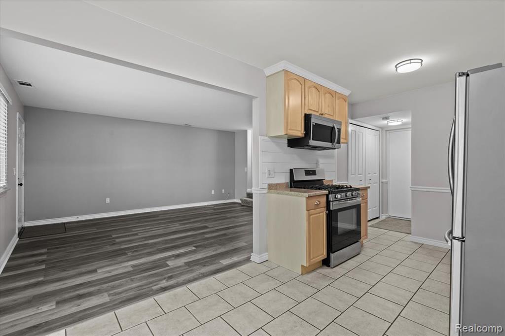 50014 S Jimmy Court, New Baltimore, MI 48047 — Photo 7