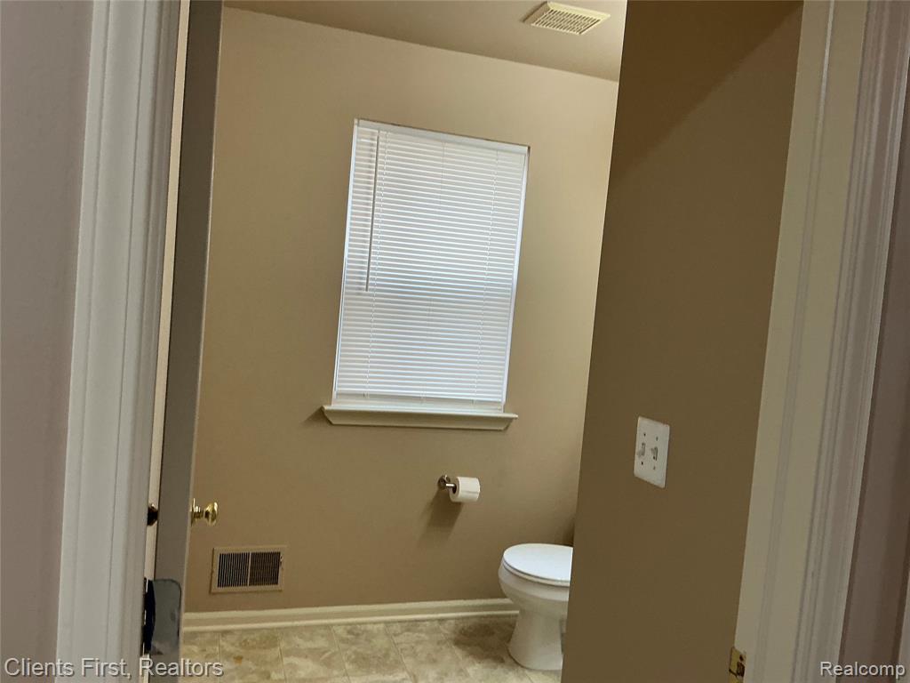 48161 NOTTINGHILL Lane, Canton, MI 48188 — Photo 10