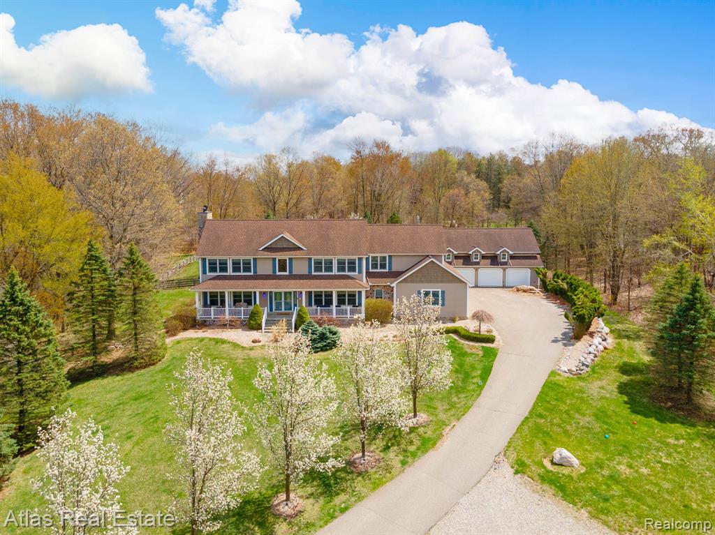 2716 LAKE GEORGE Road, Leonard, MI 48367 — front exterior