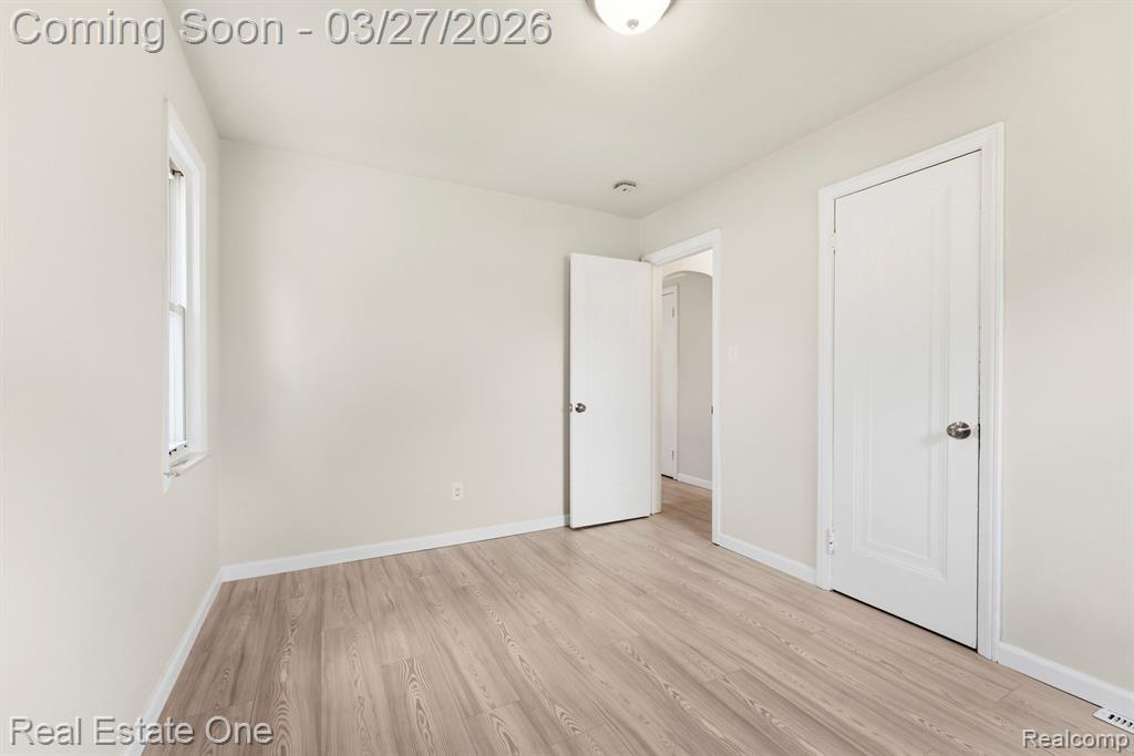6778 Buckingham Avenue, Allen Park, MI 48101 — Photo 12
