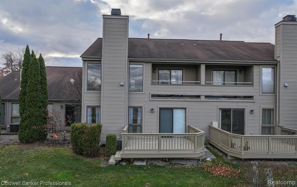708 Preston Court, Rochester Hills, MI 48307 — Photo 25