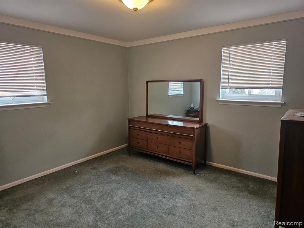 6104 SHADOWLAWN Street, Dearborn Heights, MI 48127 — Photo 7