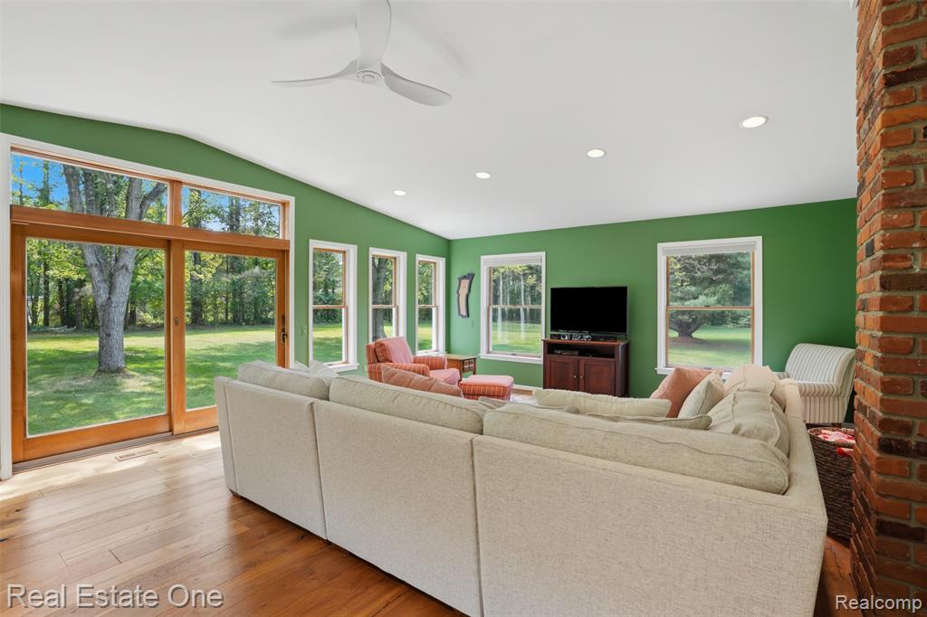 1765 Rowe Road, Milford, MI 48380 — Photo 23