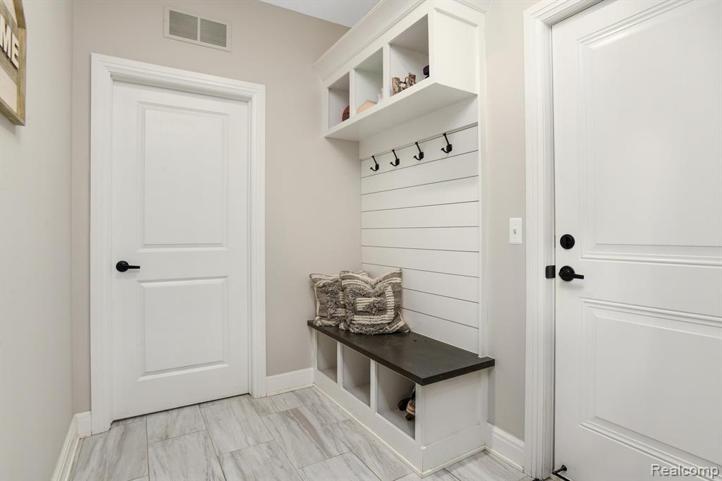 50035 ANITA Way N, Macomb, MI 48044 — Photo 25