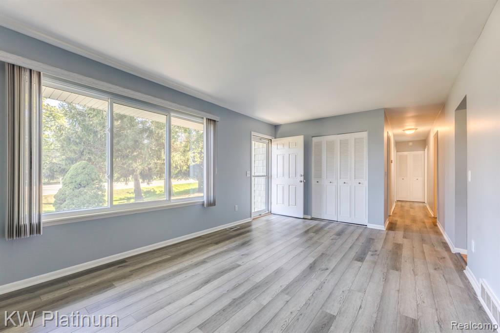 6481 Lakeshore Road, Burtchville, MI 48059 — Photo 9