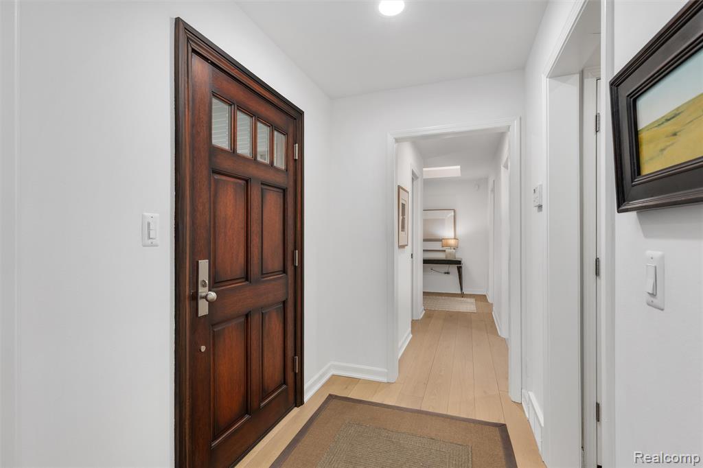 6183 Lantern Lane, Bloomfield Hills, MI 48301 — Photo 47