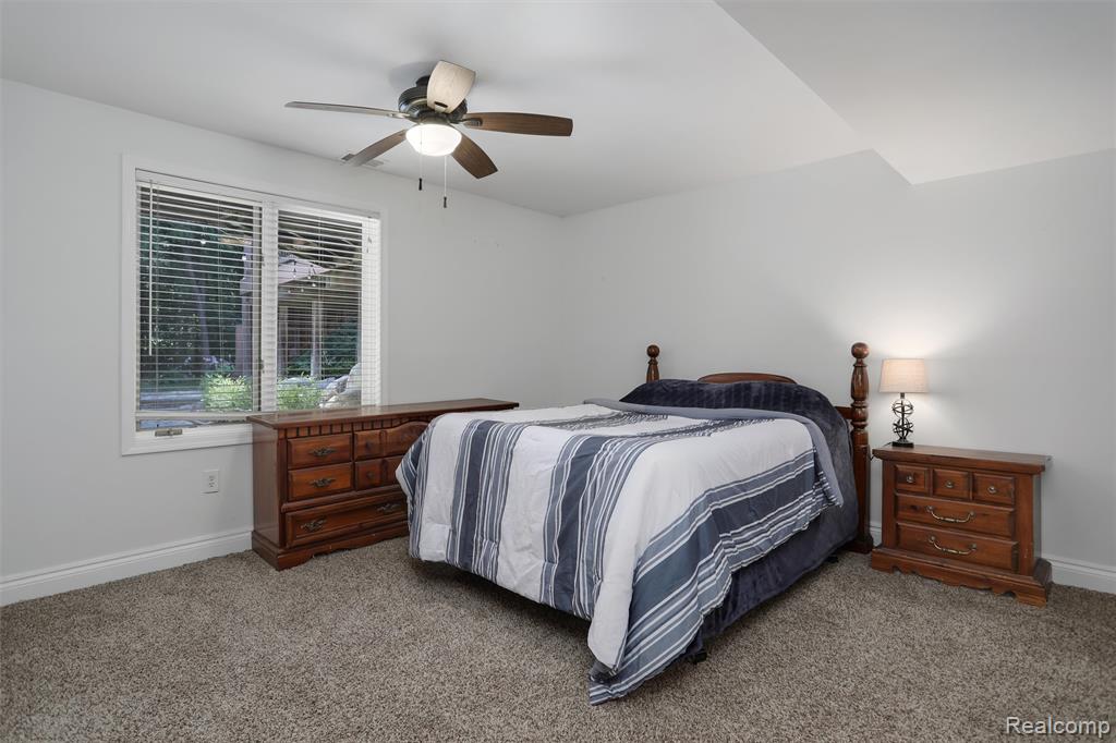 55975 Sequoia Court, Shelby Twp, MI 48316 — Photo 32