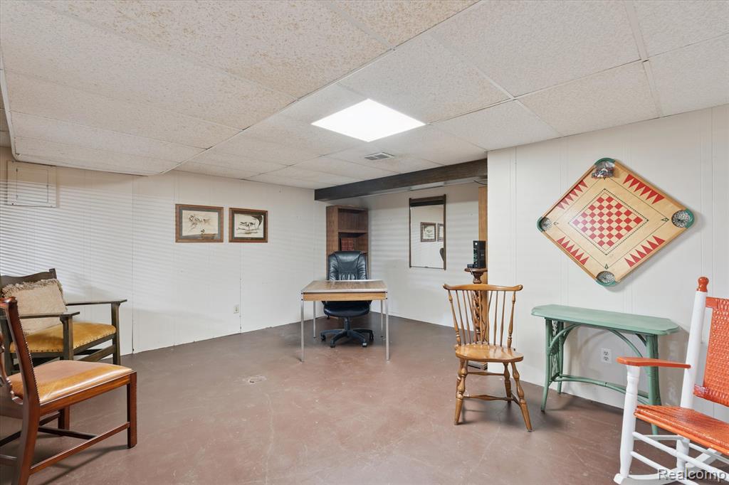 915 E River Road, Flushing, MI 48433 — Photo 32