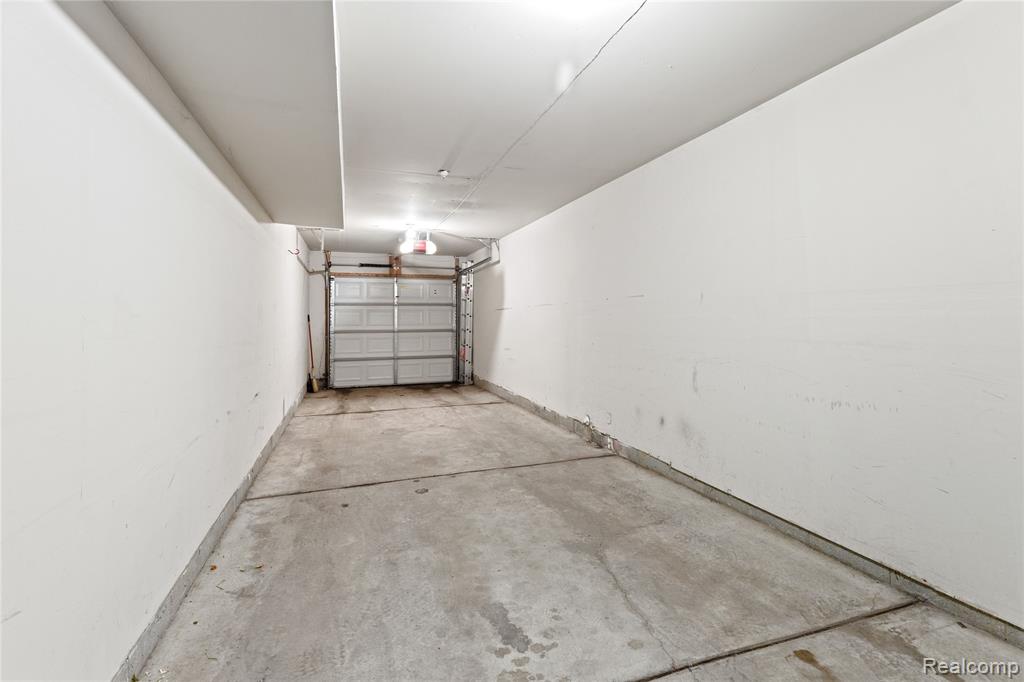 94 ADELAIDE Street, Detroit, MI 48201 — Photo 7
