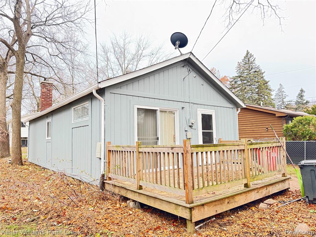 6768 Buckland Avenue, West Bloomfield, MI 48324 — Photo 5