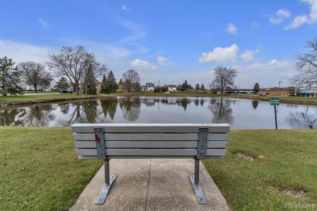 23625 STONEHENGE Boulevard, Novi, MI — Photo 38