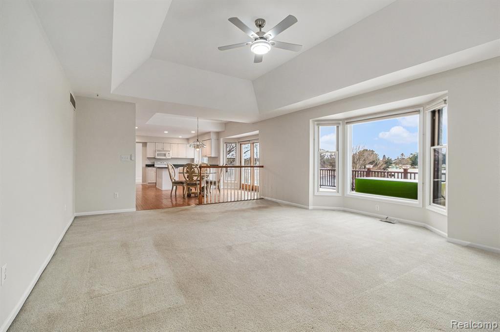 4536 Lohr Road, Ann Arbor, MI 48108 — Photo 11