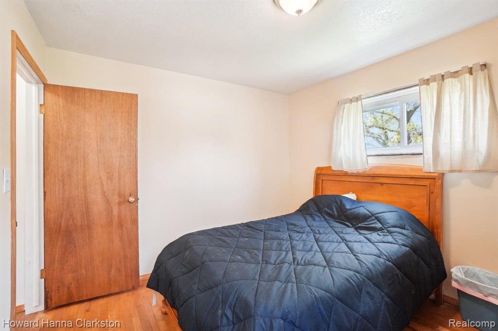 967 Darling Street, Flint, MI 48532 — Photo 13