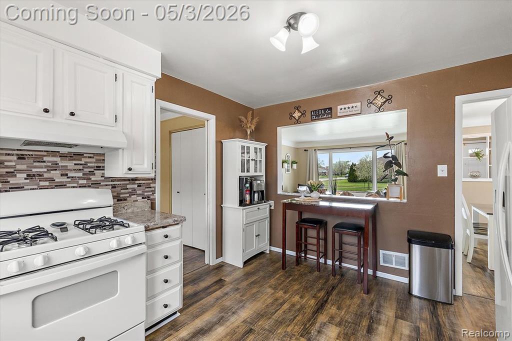 18241 Airport, Fraser, MI 48026 — Photo 21