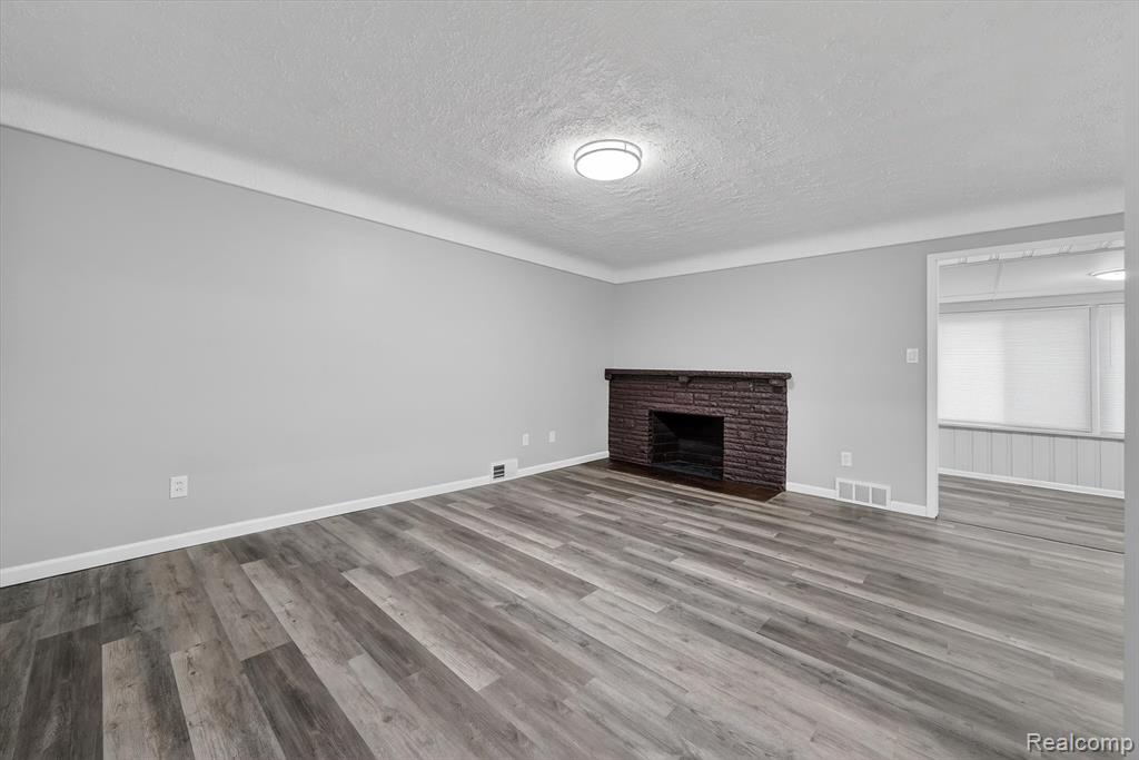 9289 Marion Crescent, Redford, MI 48239 — Photo 8