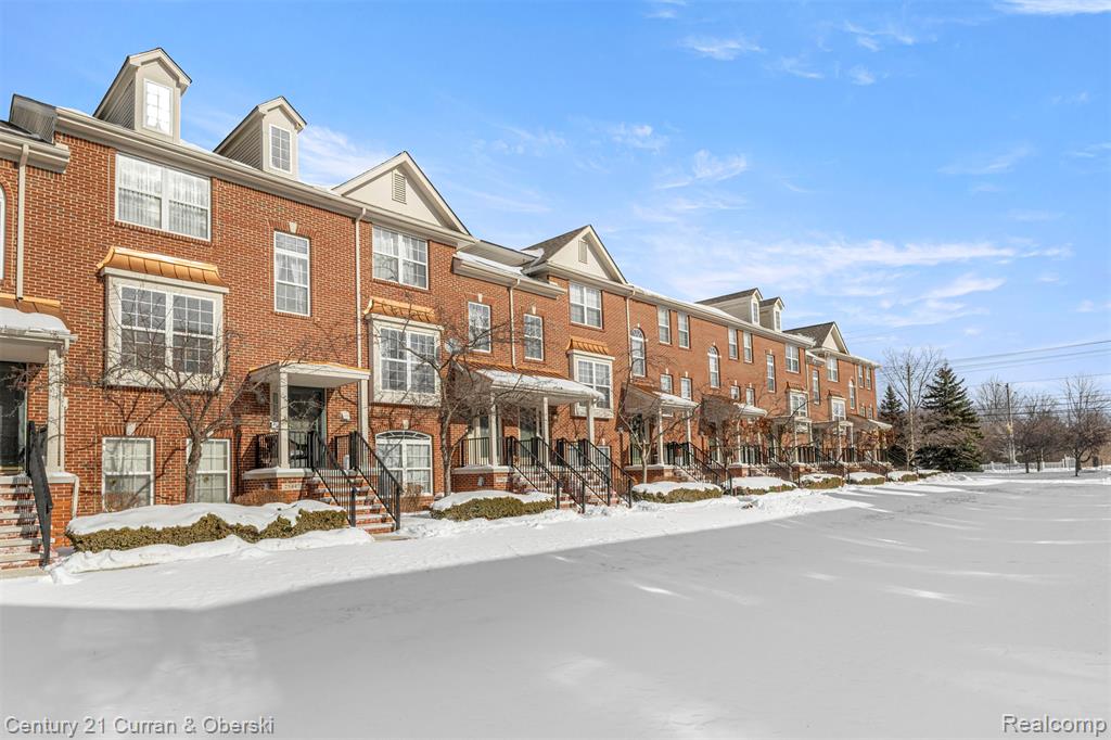 25445 Saint James, Southfield, MI 48075 — Photo 2