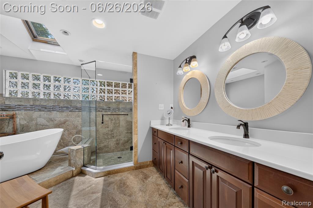 3160 Lexington Road, Waterford, MI 48328 — Photo 20