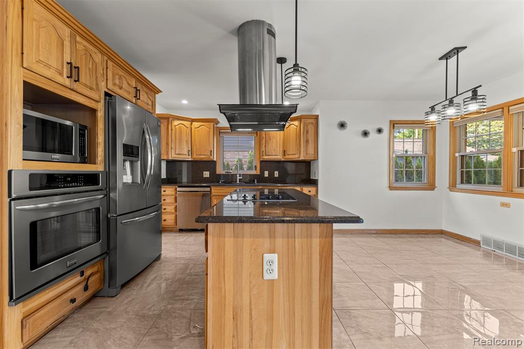 411 S Lafayette Street, Dearborn, MI 48124 — Photo 16