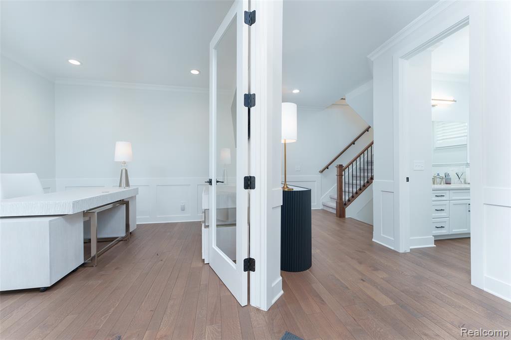 8250 Stoney Creek Drive, South Lyon, MI 48178 — Photo 4