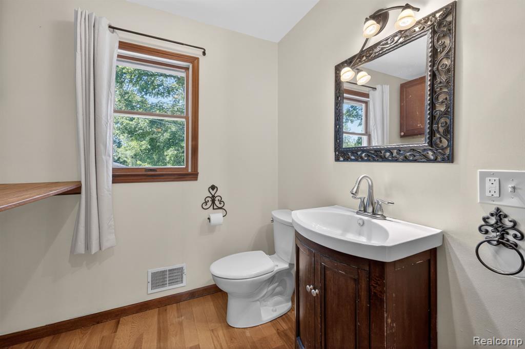 9353 Hill Road, Swartz Creek, MI 48473 — Photo 20
