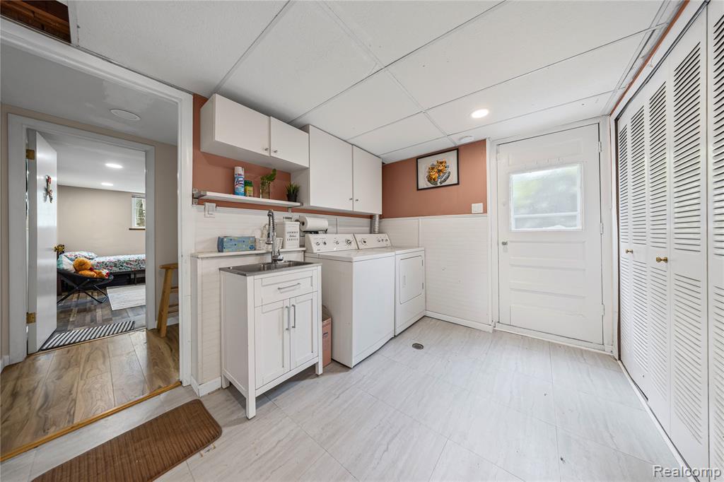 4118 CHERRYWOOD Drive, Troy, MI 48098 — Photo 21