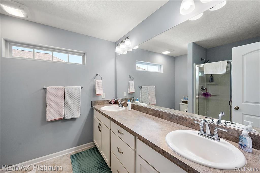 606 Kimball Street, Howell, MI 48855 — Photo 14