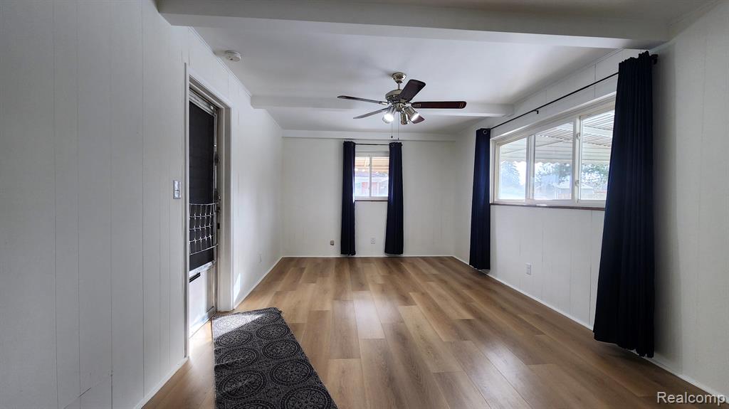 45251 CUSTER Avenue, Utica, MI 48317 — Photo 3