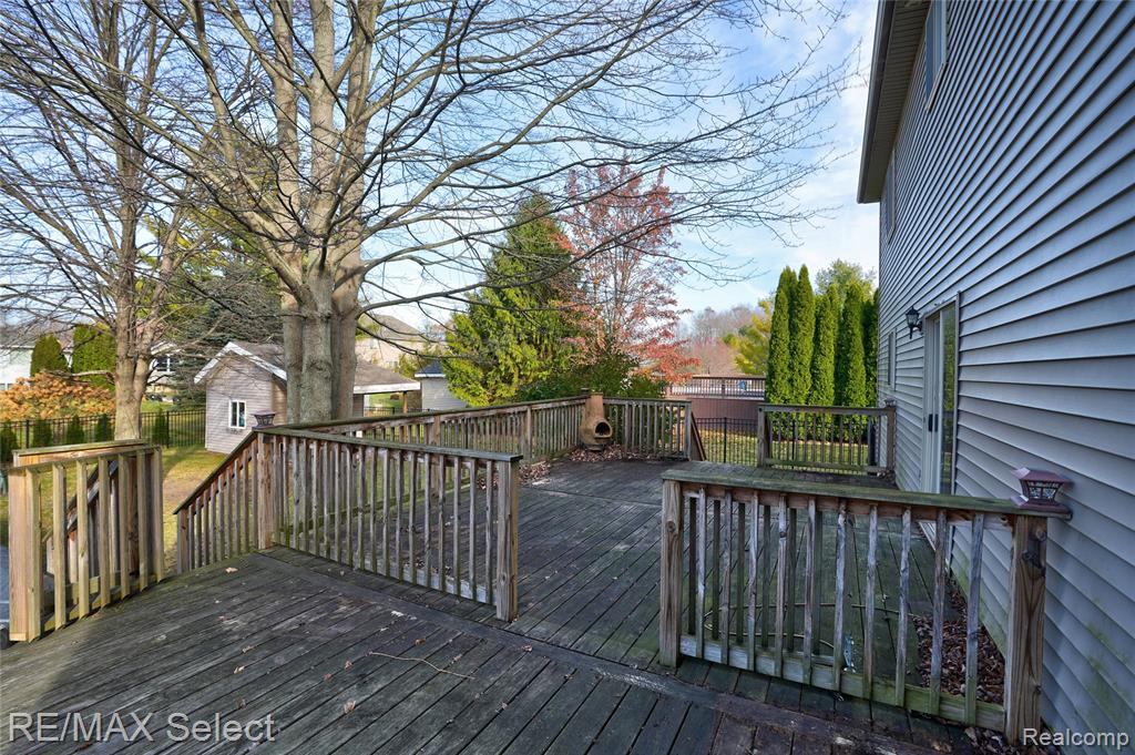 3948 Stoney Ridge Drive, Fort Gratiot, MI 48059 — Photo 12