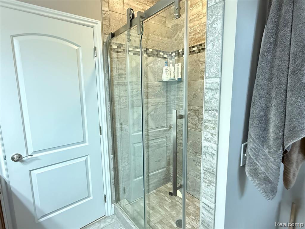 54623 Lawson Creek Drive, Shelby Twp, MI 48316 — Photo 41