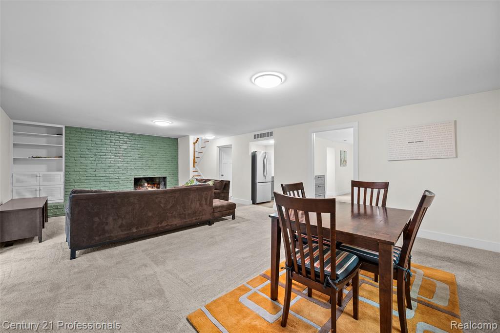 745 Hawthorne Drive, Bloomfield Hills, MI 48304 — Photo 29