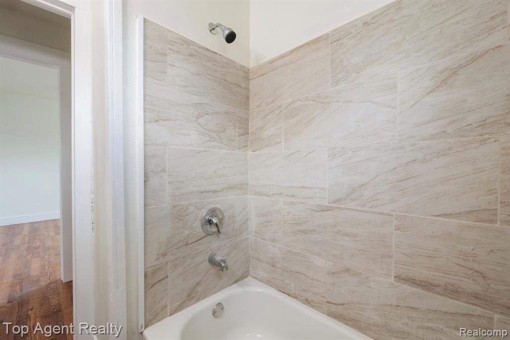 615 W Hollywood, Highland Park, MI 48203 — Photo 33