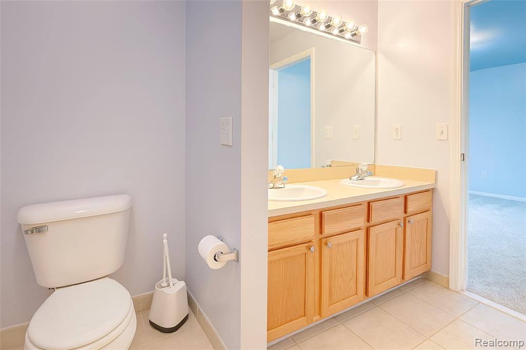 609 Cherry Orchard Road, Canton, MI 48188 — Photo 37