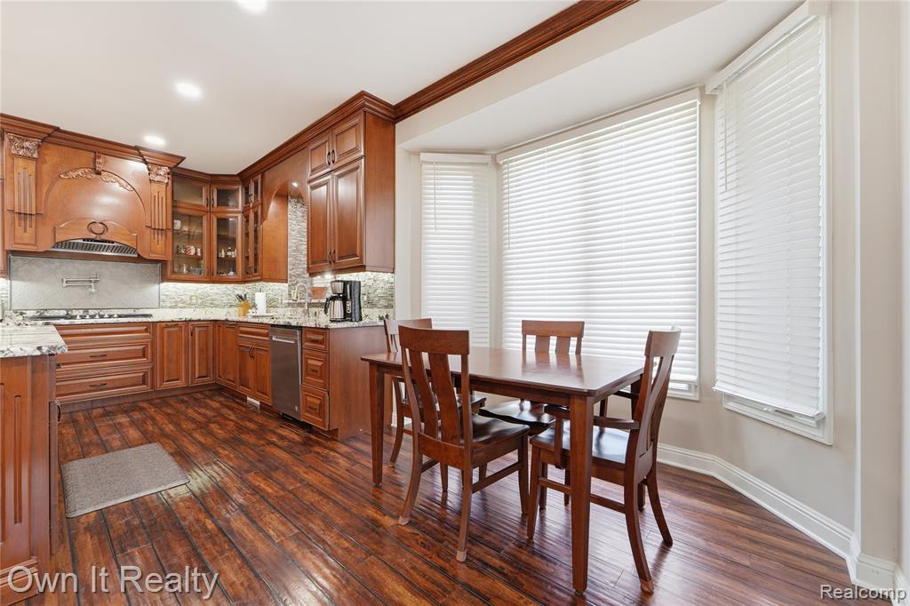 48280 Gladstone Road, Canton, MI 48188 — Photo 23