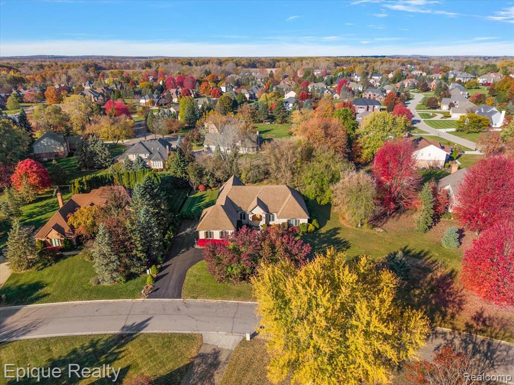 374 Oakbridge Drive, Oakland, MI 48306 — Photo 72