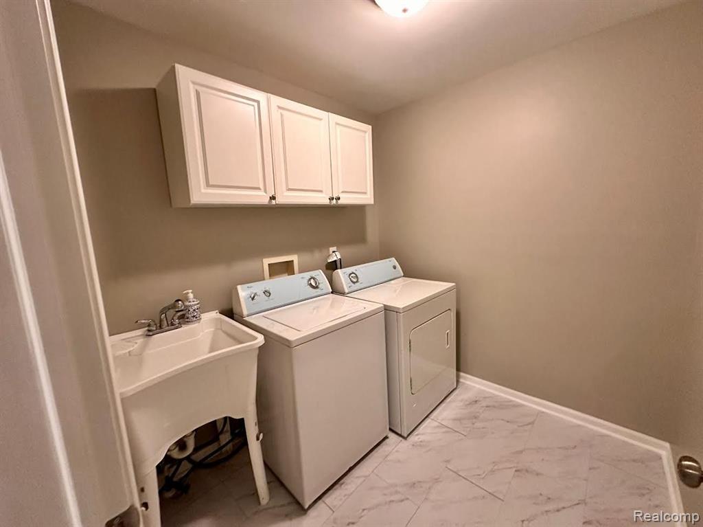 8676 W WALDEN Drive, Van Buren, MI 48111 — Photo 36