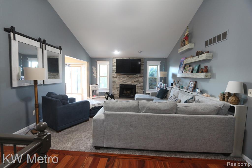 27091 Graham Drive, New Baltimore, MI 48047 — Photo 7