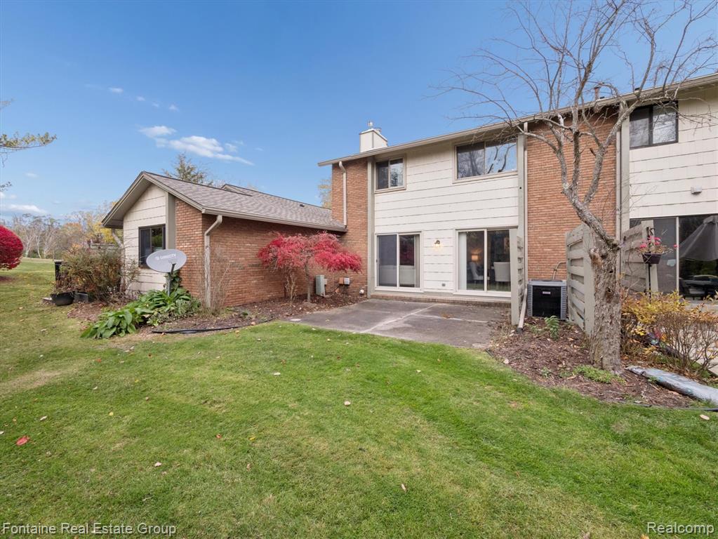 48124 Colony Farm Circle, Plymouth, MI 48170 — Photo 46