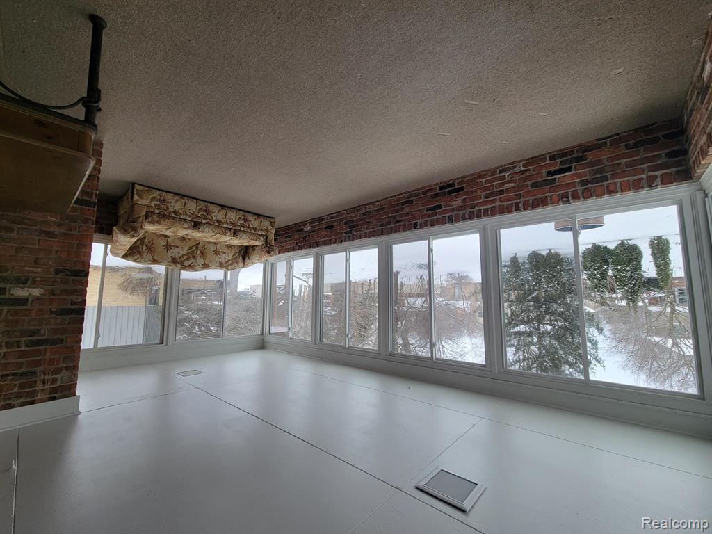 6091 Kings Shire Road, Grand Blanc, MI 48439 — Photo 11