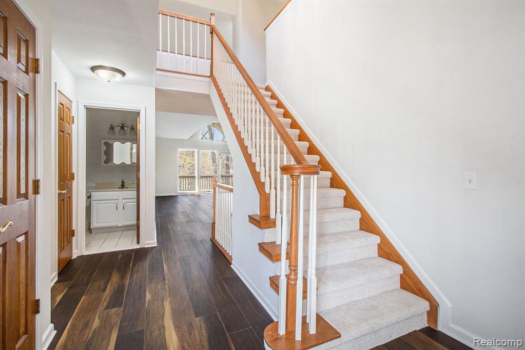 4592 GLEN EAGLES Drive, Brighton, MI 48116 — Photo 3