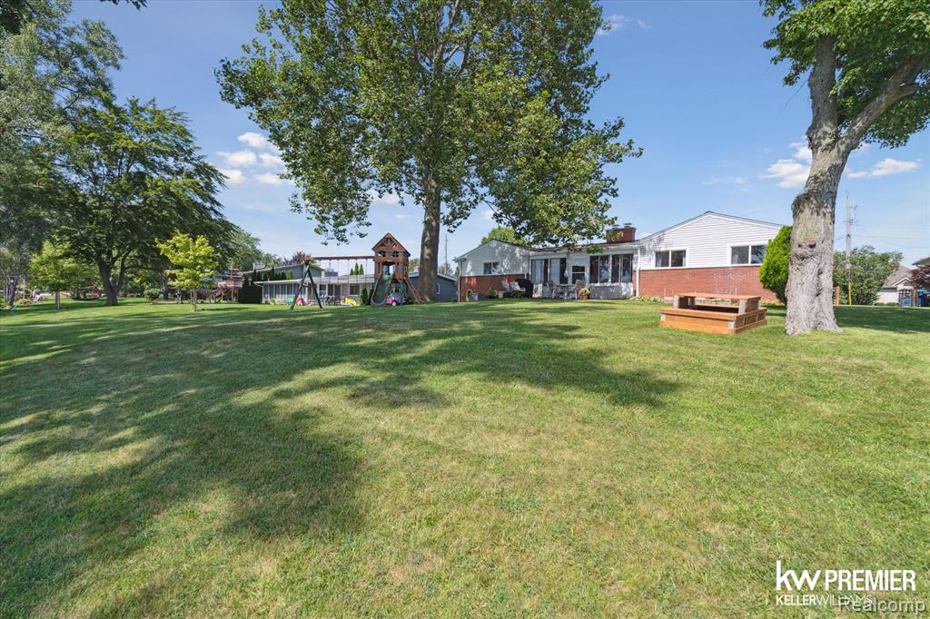475 Berry Patch Lane, White Lake, MI — Photo 33