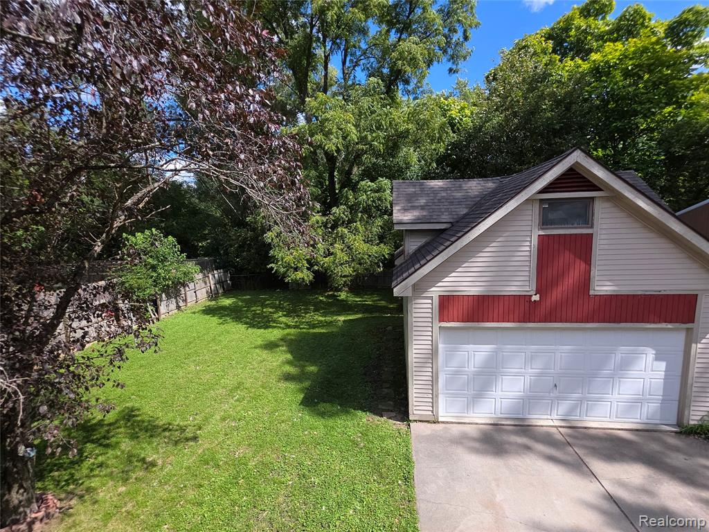 5016 N Vassar Road, Flint, MI 48506 — Photo 27