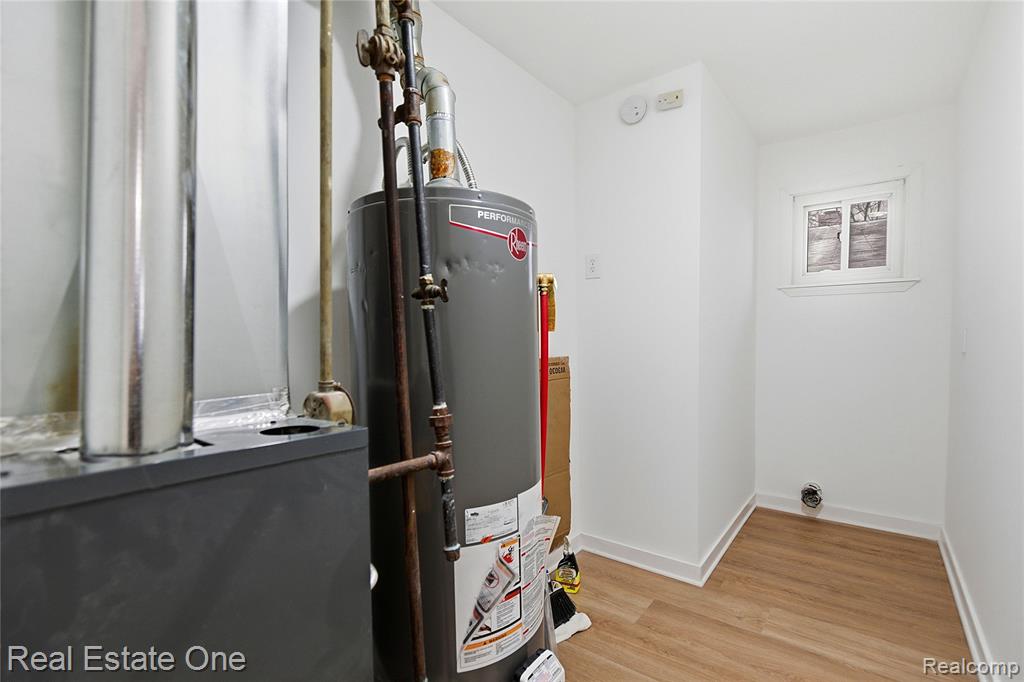414 Kenilworth Avenue, Pontiac, MI 48342 — Photo 14