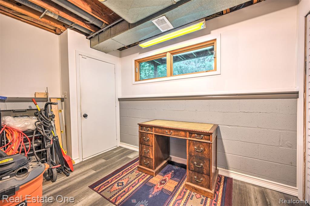 3956 S Sashabaw Road, Clarkston, MI 48348 — Photo 48