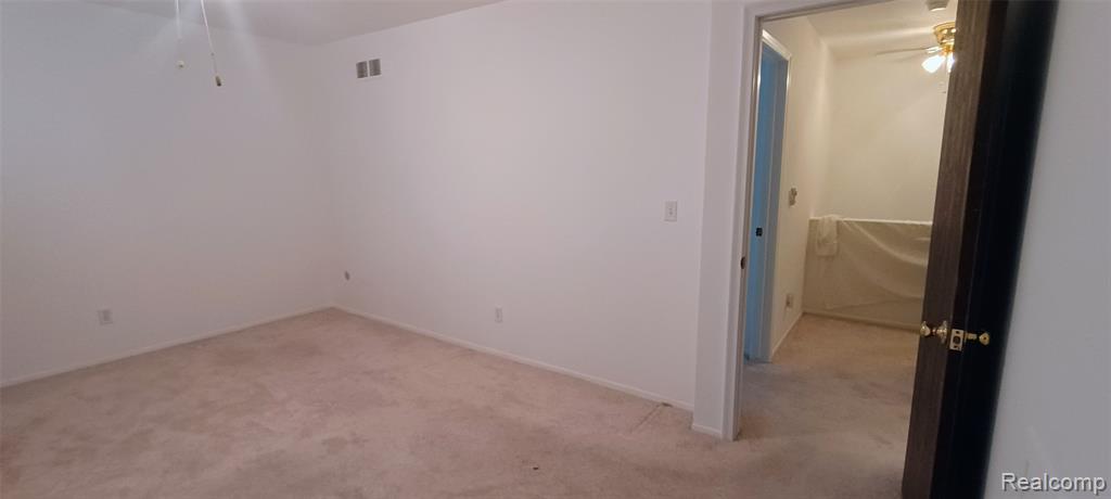 7506 Culpepper Court, Westland, MI — Photo 16