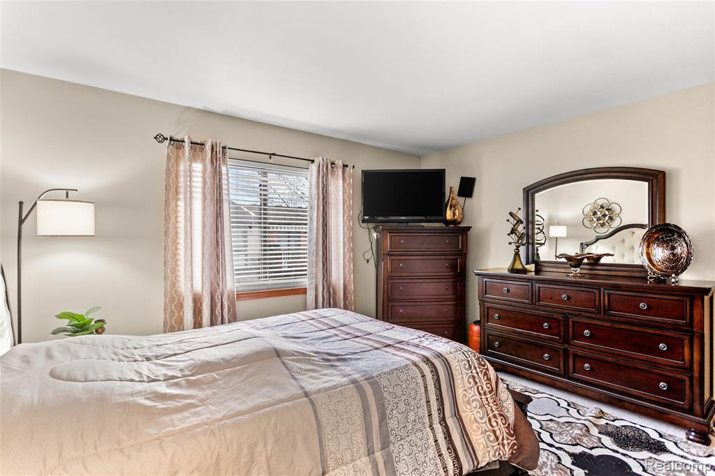 5442 Stanford Court, Warren, MI 48091 — Photo 15