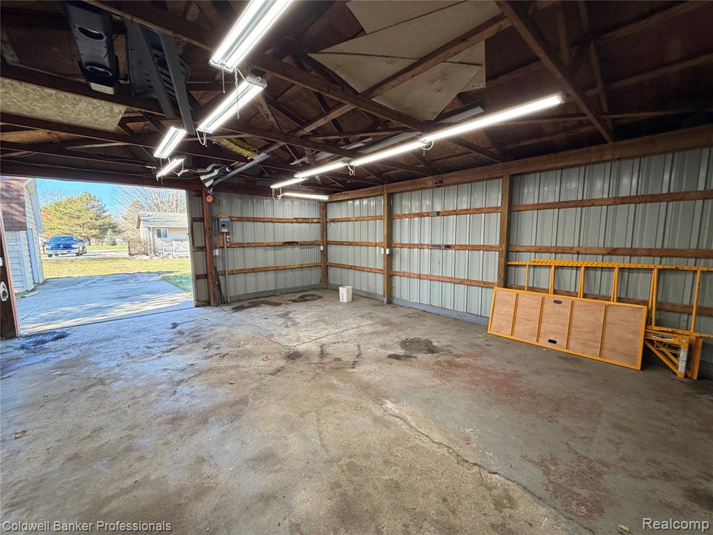 152 Crooked Limb Drive, Lapeer, MI 48446 — Photo 35